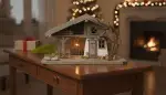 Der Zauber des Weihnachtsfestes: Warum ein beleuchteter Holzkrippenstall Ihr Zuhause verzaubert